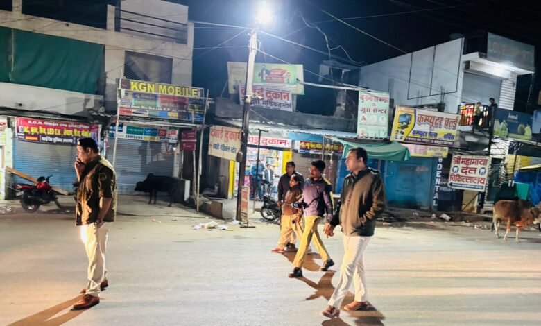 CG Crime News: एसएसपी रजनेश सिंह के निर्देश पर रतनपुर की सड़कों पर पुलिस की पैनी नजर, ट्रैफिक नियम के उल्लंघन पर अब कोई रियायत नहीं की जा रही त्वरित कार्रवाई… CG Crime News: एसएसपी रजनेश सिंह के निर्देश पर रतनपुर की सड़कों पर पुलिस की पैनी नजर, ट्रैफिक नियम के उल्लंघन पर अब कोई रियायत नहीं की जा रही त्वरित कार्रवाई…