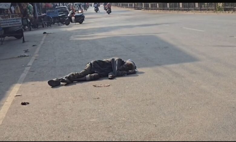 CG News:– प्रदेश सरकार के प्रभावशाली मंत्री के गृह जिले में सड़क सुरक्षा की स्थिति चिंताजनक, सिग्नल बन गए नशेड़ियों का अड्डा