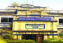 Bilaspur News:–निगम आयुक्त का औचक निरीक्षण, समय पर कार्यालय नहीं पहुंचने पर 18 कर्मचारी नदारद, सभी को नोटिस