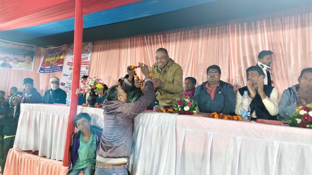 राज्य स्तरीय कबड्डी प्रतियोगिता के दूसरे दिन मुख्य अतिथियों का हुआ भव्य अभिनंदन