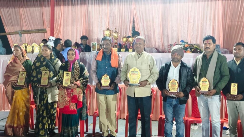 खेल और संस्कृति का संगम, पंडरा-पथरा में राज्य स्तरीय कबड्डी प्रतियोगिता का समापन