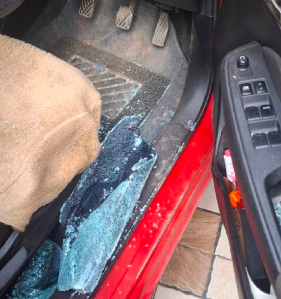 Chhattisgarh Journalist Attack News:–रामराज के दावे, गुंडों का राज महिलाएं, पत्रकार और आम नागरिक असुरक्षित सुशासन के दावे खोखले, कानून-व्यवस्था शून्य, सवाल उठ रहे