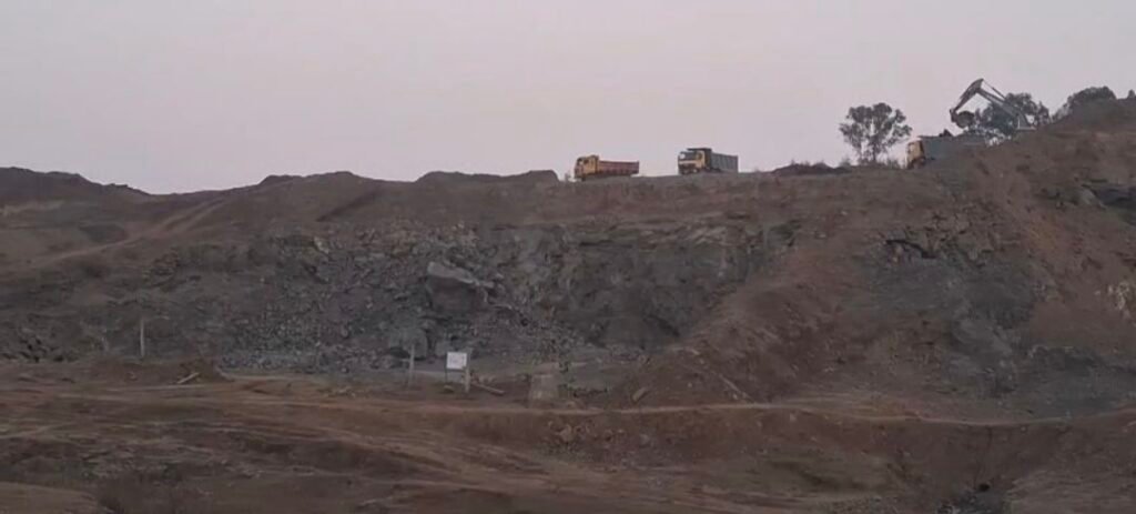 Chhattisgarh Journalist Attack News:–रामराज के दावे, गुंडों का राज महिलाएं, पत्रकार और आम नागरिक असुरक्षित सुशासन के दावे खोखले, कानून-व्यवस्था शून्य, सवाल उठ रहे