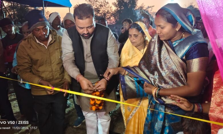 राज्य स्तरीय कबड्डी प्रतियोगिता का शुभारंभ ढोल-ताशों के साथ हुआ मुख्य अतिथि पूर्व मंडी अध्यक्ष शुक्ला का स्वागत