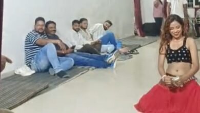 CG:– गरियाबंद के बाद अब इस जिले से भी सामने आया अश्लील डांस का वीडियो, सरकारी रेस्ट हाउस में बार बालाओं की रंगीन महफिल