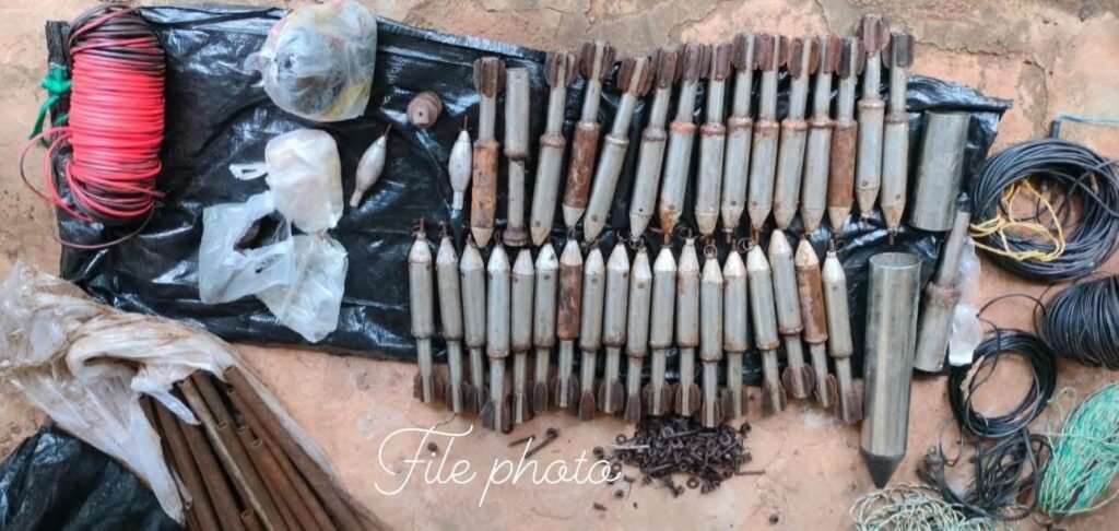 Bastar News: – बस्तर रेंज में सुरक्षाबलों की बड़ी कामयाबी, मुठभेड़ में 14 नक्सली ढेर